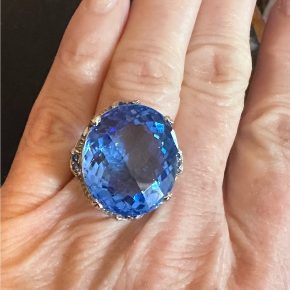 Source Unknown Jewelry - Dazzling giant blue crystal sterling silver size 6 Ring